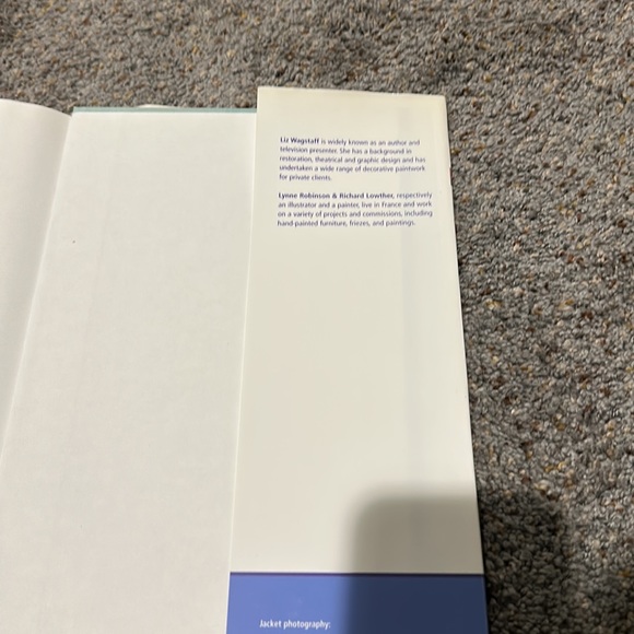 The Complete Book of Paint - Picture 4 of 7